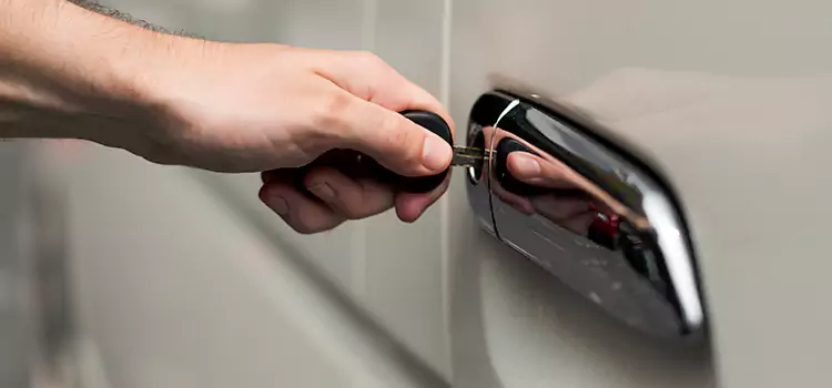 Why Choose Our Auto Locksmith Team in Dunwoody, GA?